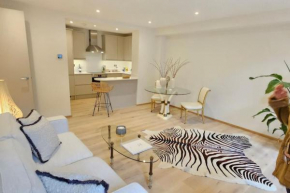 Stylish new 2 bedroom apartment
